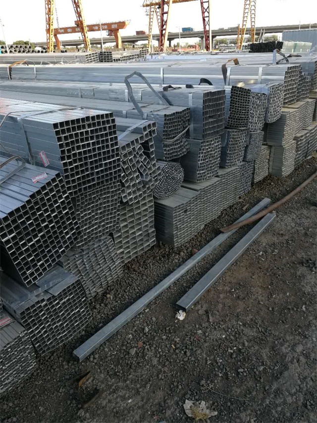 Q235B热浸市中市中市中镀锌无缝方矩管 钢结构专用管材